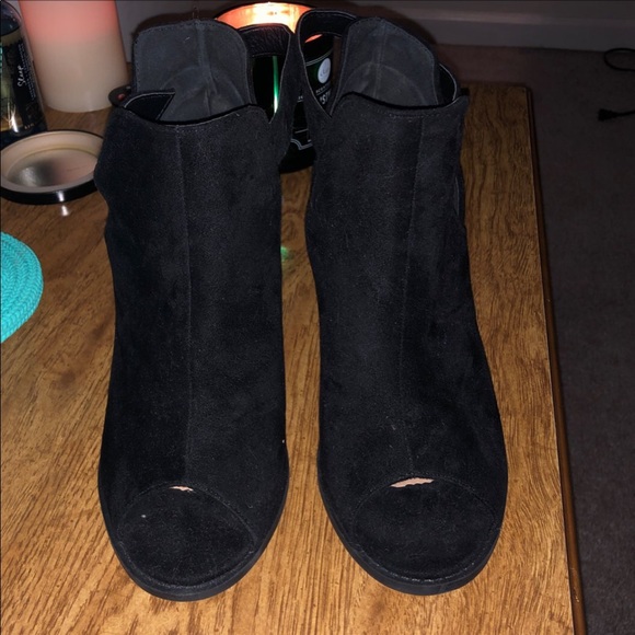 Top Moda Heels - Picture 2 of 2